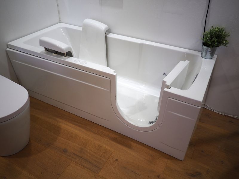 Handicap Bathtub Installation in Clermont, FL